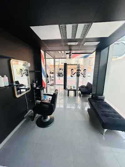 PELUQUERIA AYOUB — Peluquería en Murcia