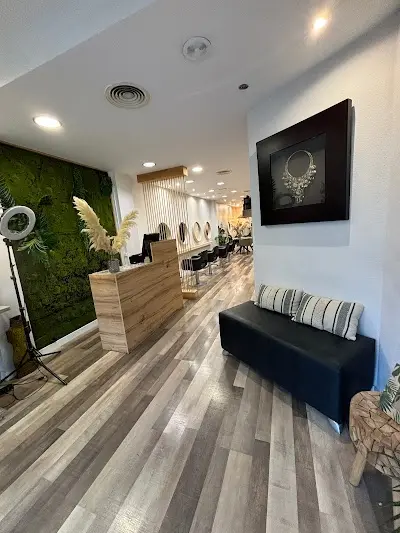 Peluquería Mingo Altabix — Peluquería en Elche