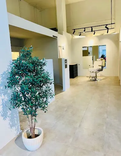 HOOMEN — Barbería en Elda