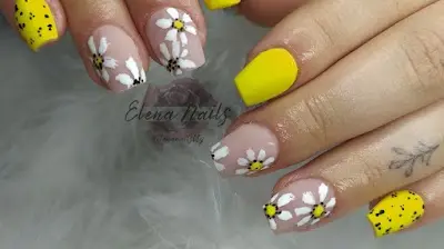 Estudio ELENA GÓMEZ MICROPIGMENTACIÓN Y UÑAS — Peluquería en Sax