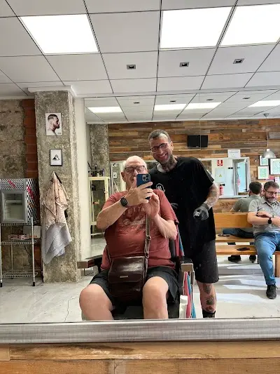 AP Cortes & Afeitados — Peluquería en Bigastro