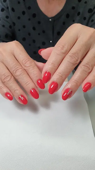 NATURE NAILS — Peluquería en Los Montesinos