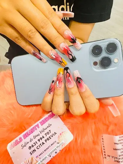 NailsbeautyMurcia — Peluquería en Murcia