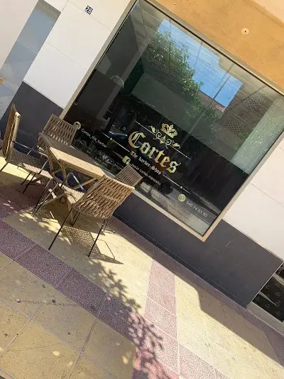 Cortes Barberia — Barbería en Alquerías