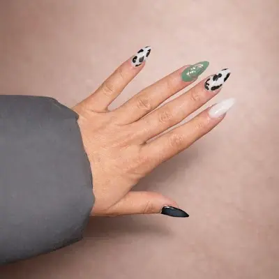 NAIL IT BY VGN — Peluquería en Murcia