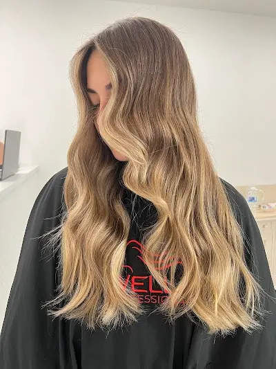 Ana Espada Salón — Peluquería en Villena