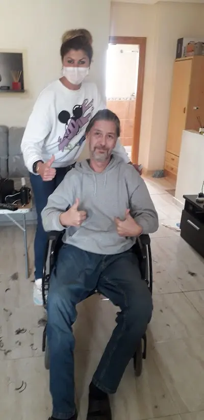 Tina's Hair and Beauty Tower — Peluquería en San Miguel de Salinas