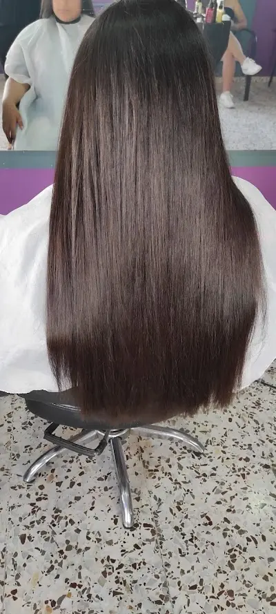 Doris Peluqueria latina unisex — Peluquería en Fuente-Álamo