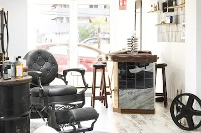 El Barbero Zurdo — Peluquería en Molina de Segura