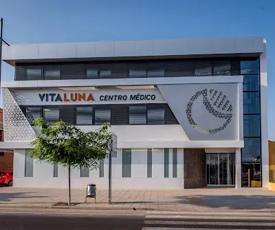 Centro médico Vita Luna — Peluquería en Pulpí