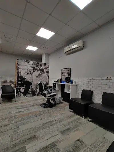 Peluquería TOÑO — Peluquería en Molina de Segura