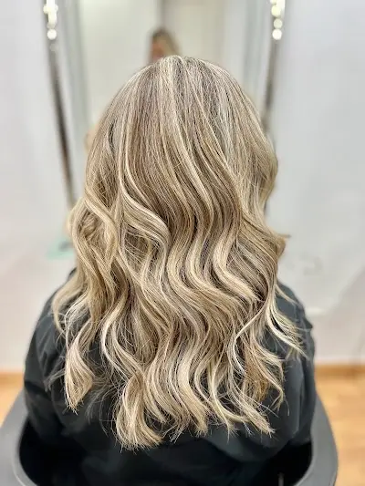 Antonio Moya Peluqueros — Barbería en Pilar de la Horadada