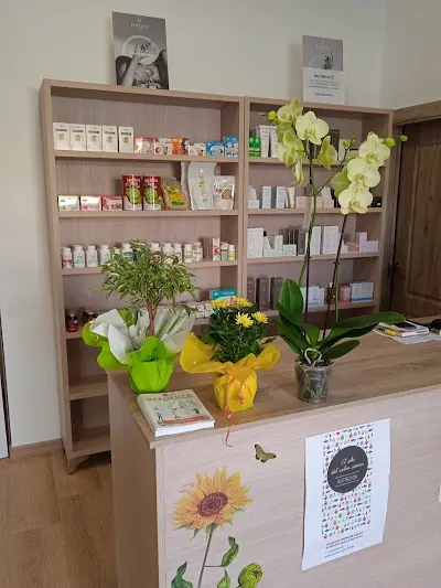 MASAJES. — Peluquería en Jumilla