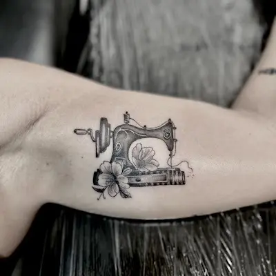 ZESS TATTOO & BARBER STUDIO — Barbería en Águilas