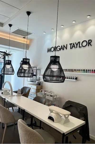 SILVIA NADAL estilistas — Peluquería en Almoradí