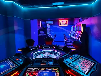 Recreativos de Levante - Alhama. Salón de juegos. — Peluquería en Alhama de Murcia