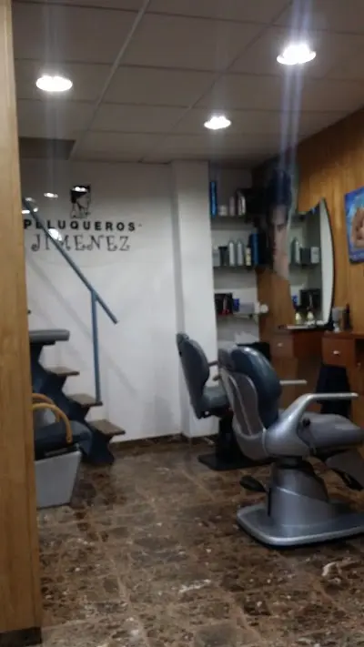 Peluqueros Jiménez — Barbería en Murcia