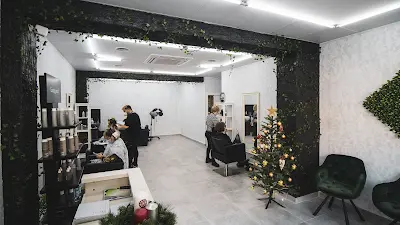 Brooklyn Beauty Salon | Peluquería Murcia | San Pedro del Pinatar — Barbería en San Pedro del Pinatar