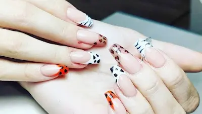 JG Nails — Peluquería en Santomera