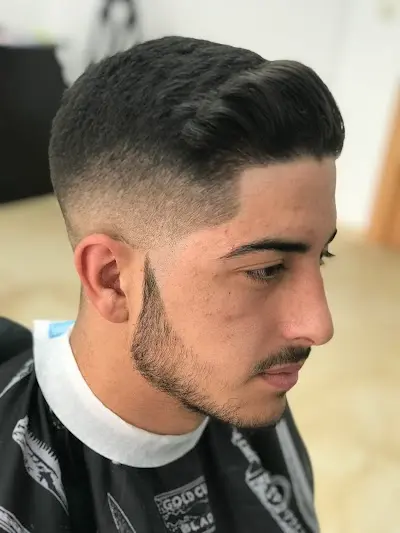 Gggg — Peluquería en Cantoria