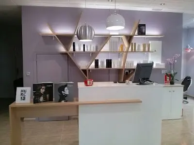 Peluquería R&P estilistas — Peluquería en Murcia