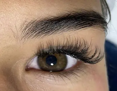 Voilà Lashes — Peluquería en La Murada