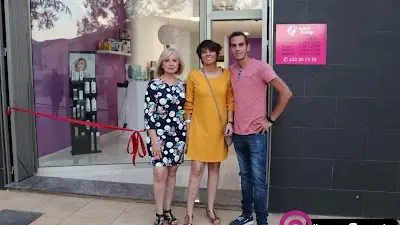 Peluquería centro capilar — Peluquería en Murcia