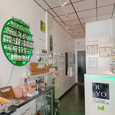 Grupo RYO - Estética BIO y Healthy Therapy — Peluquería en San Fulgencio